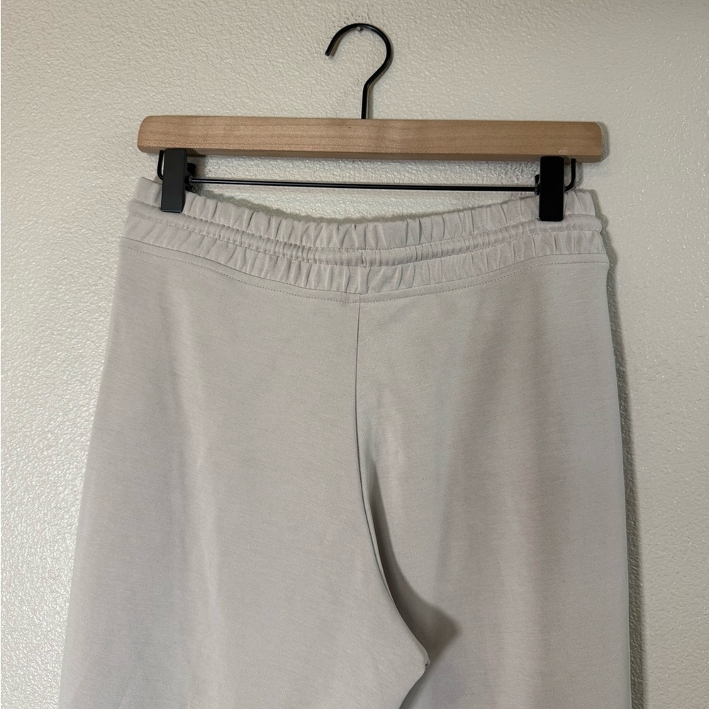 Athleta Seasoft Mid Rise Straight Crop Pants Small - Picture 6 of 8